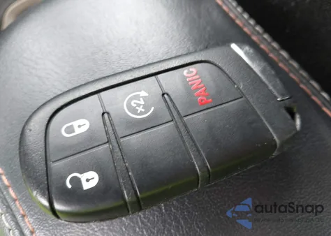 2016 Jeep Renegade 75Th Anniversary из США, поврежденный, VIN ZACCJBBT4GPD56386